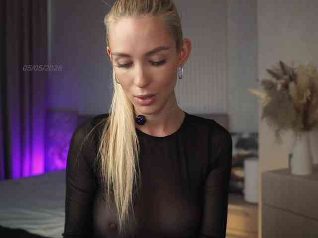 Lovely-Olivia