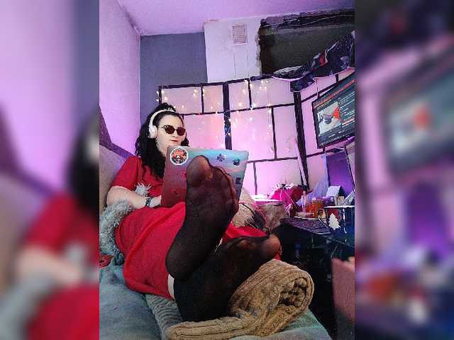 monicaangels live cam on BongaCams