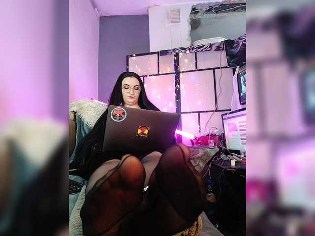 monicaangels live cam on BongaCams