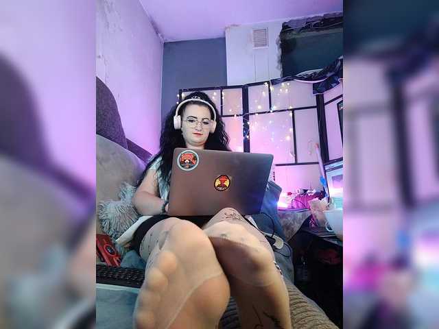 monicaangels live cam on BongaCams