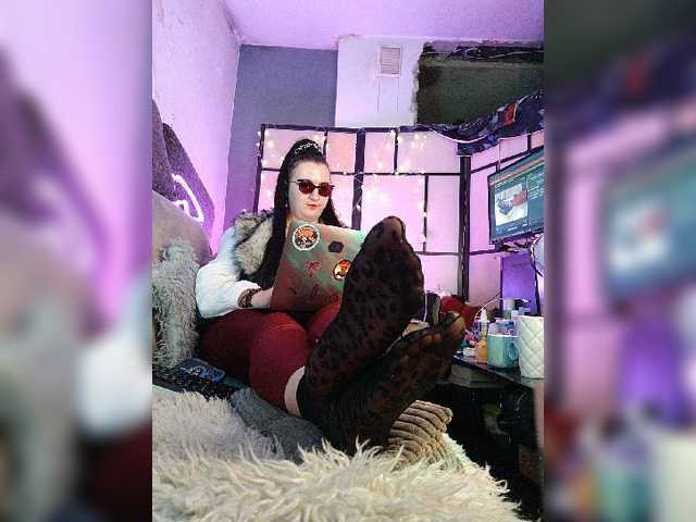 monicaangels, en vivo ahora en BongaCams