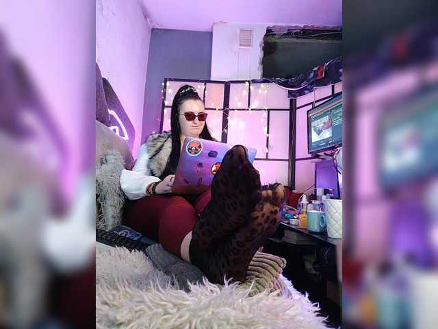 monicaangels live cam on BongaCams
