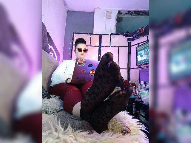 monicaangels live cam on BongaCams