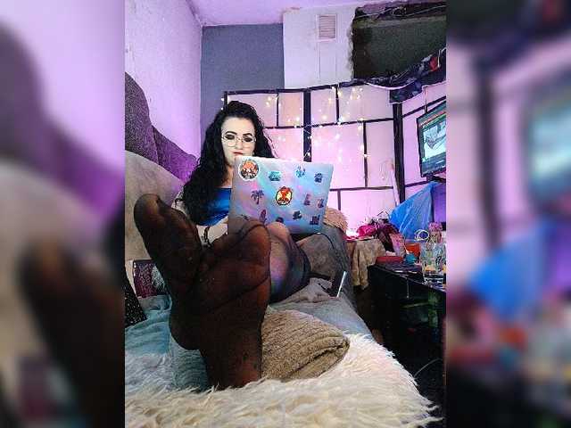 monicaangels live cam on BongaCams