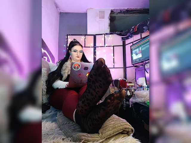 monicaangels, live now on BongaCams