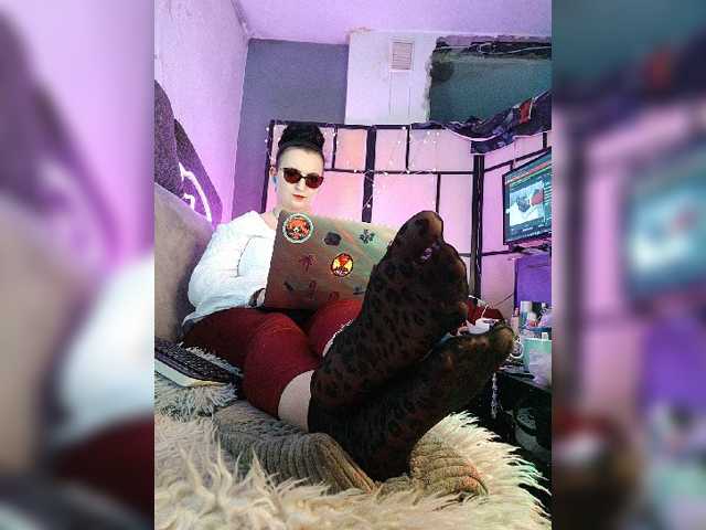 monicaangels live cam on BongaCams