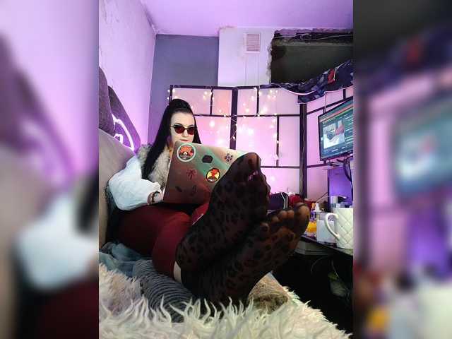 monicaangels, en vivo ahora en BongaCams