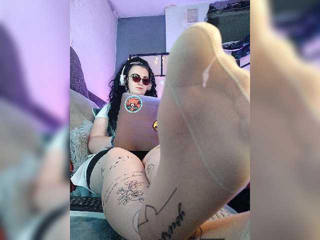monicaangels live cam on BongaCams