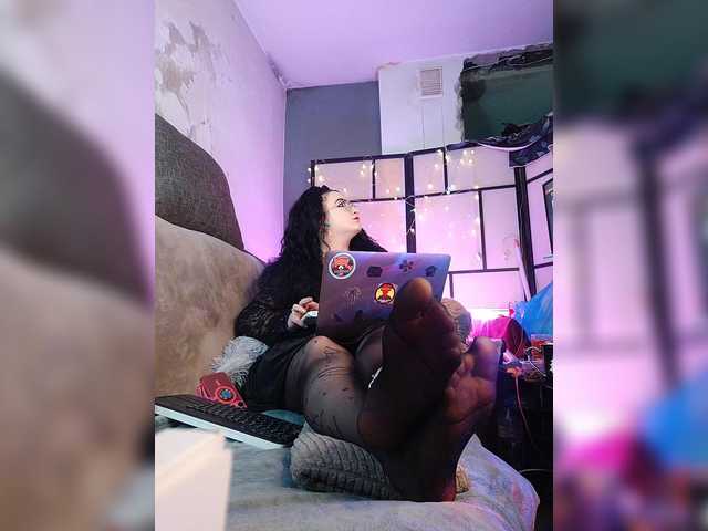 monicaangels live cam on BongaCams
