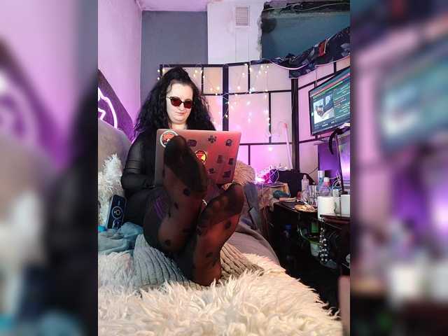 monicaangels live cam on BongaCams