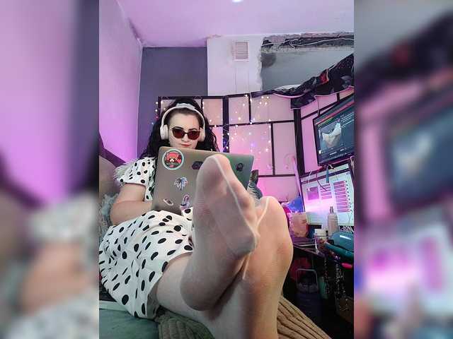 monicaangels live cam on BongaCams
