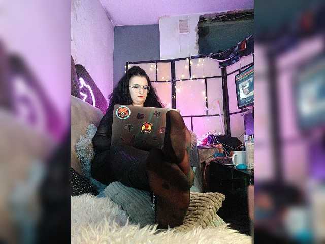 monicaangels live cam on BongaCams