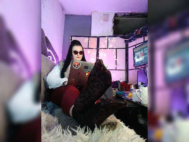 monicaangels, live now on BongaCams