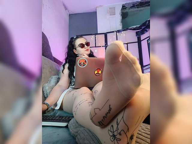 monicaangels live webcam show