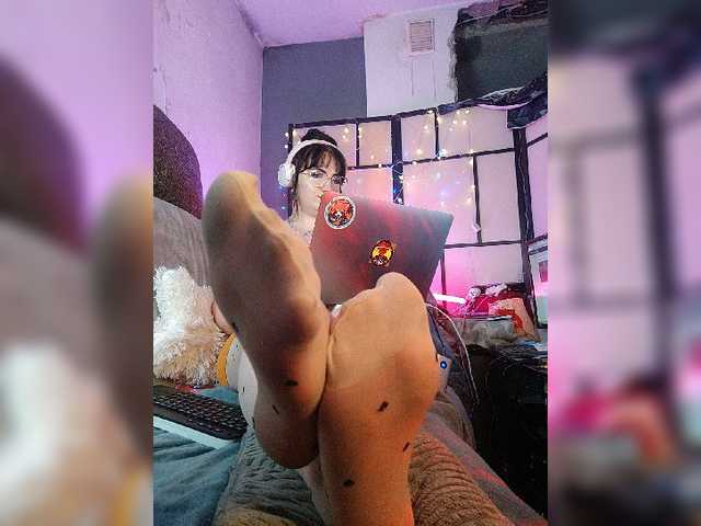 monicaangels live cam on BongaCams