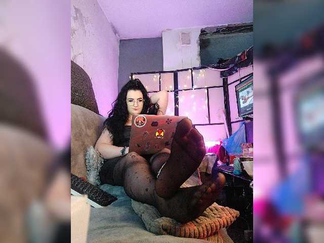 monicaangels live cam on BongaCams