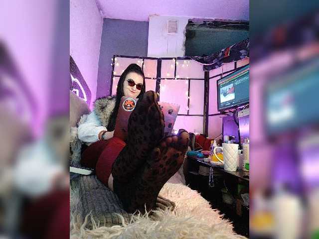 monicaangels, en vivo ahora en BongaCams