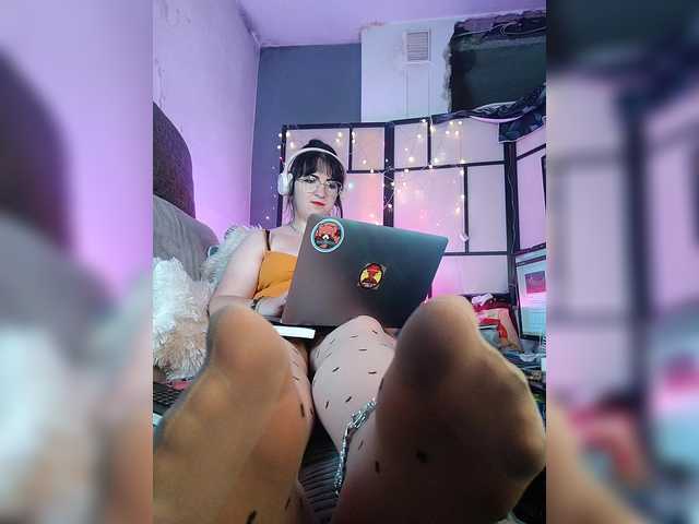monicaangels live cam on BongaCams