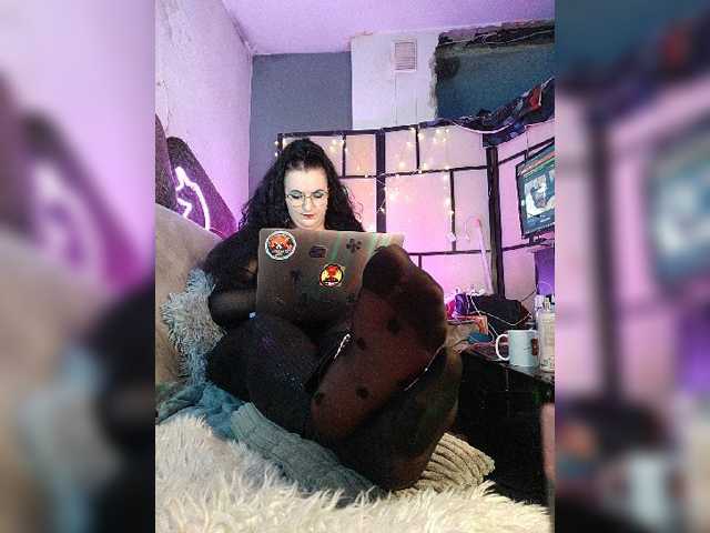 monicaangels live cam on BongaCams