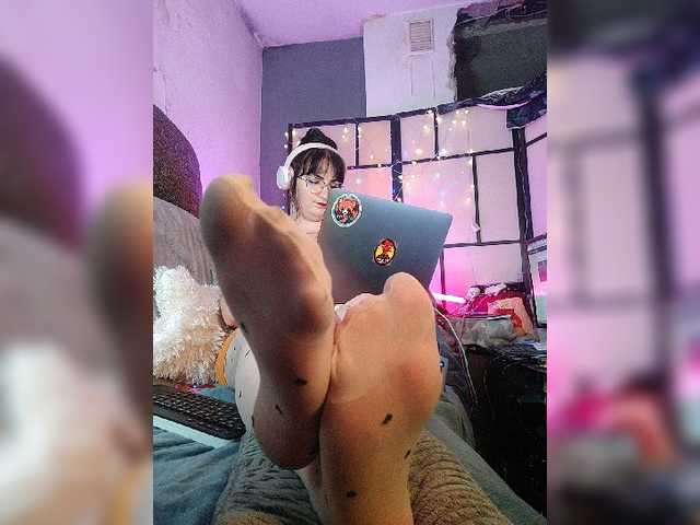 monicaangels live cam on BongaCams
