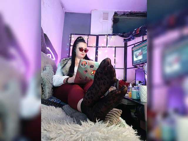 monicaangels, en vivo ahora en BongaCams