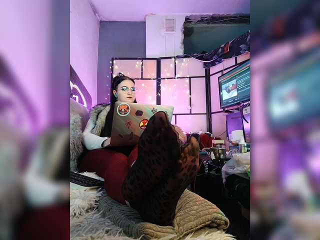 monicaangels, live now on BongaCams