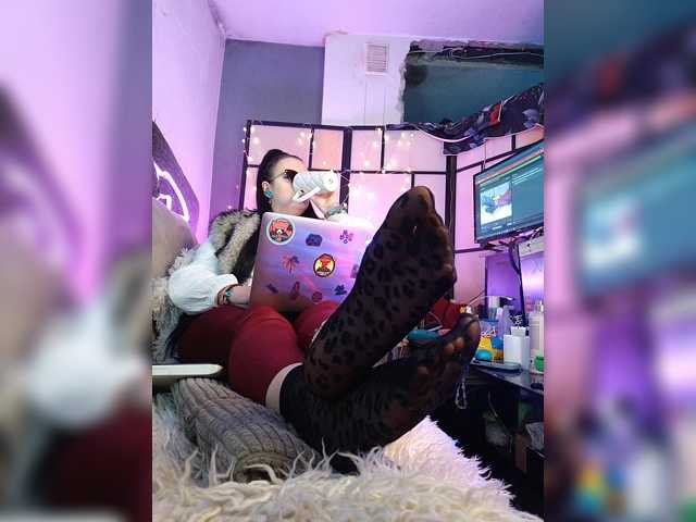 monicaangels, en vivo ahora en BongaCams
