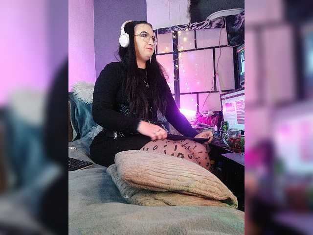 monicaangels live cam on BongaCams