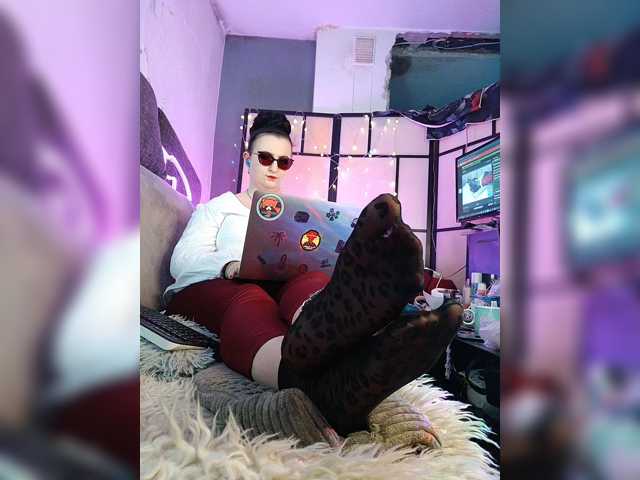 monicaangels live cam on BongaCams