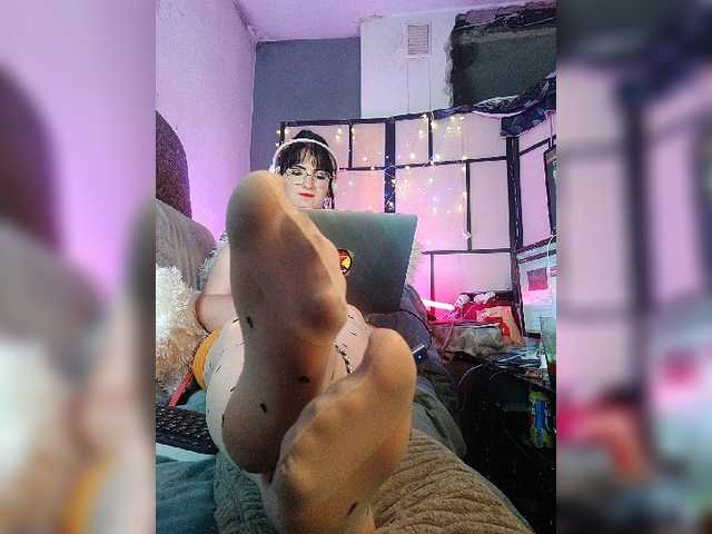 monicaangels live cam on BongaCams