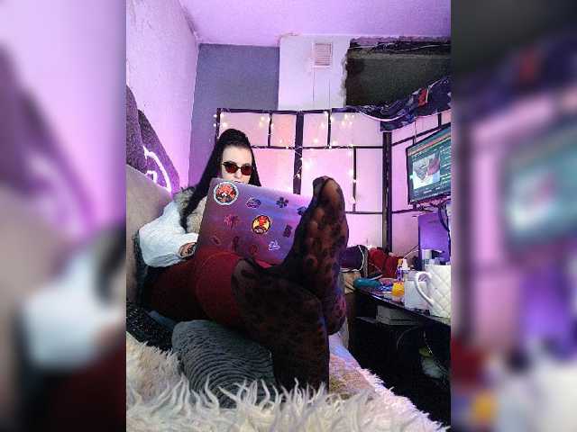 monicaangels, live now on BongaCams