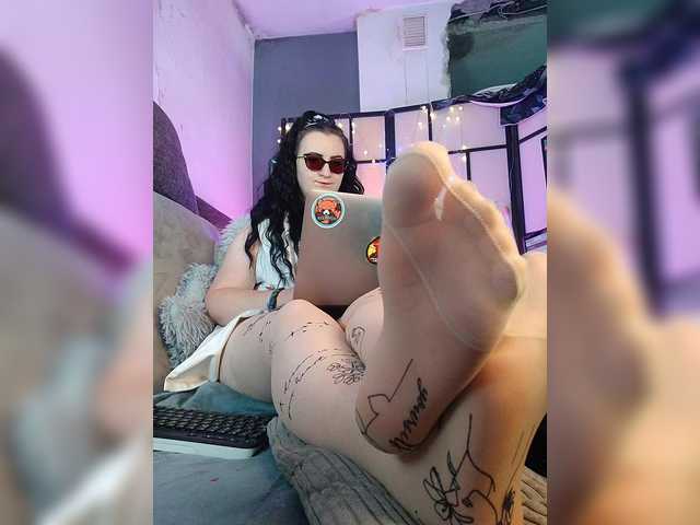 monicaangels live webcam show