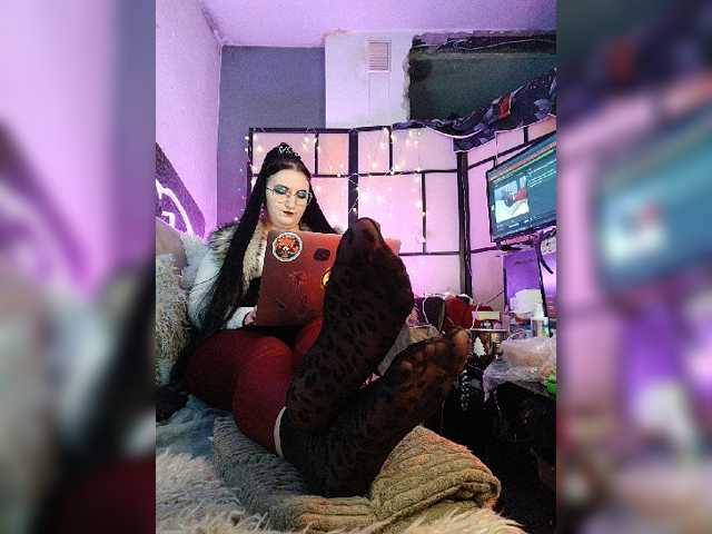 monicaangels, live now on BongaCams