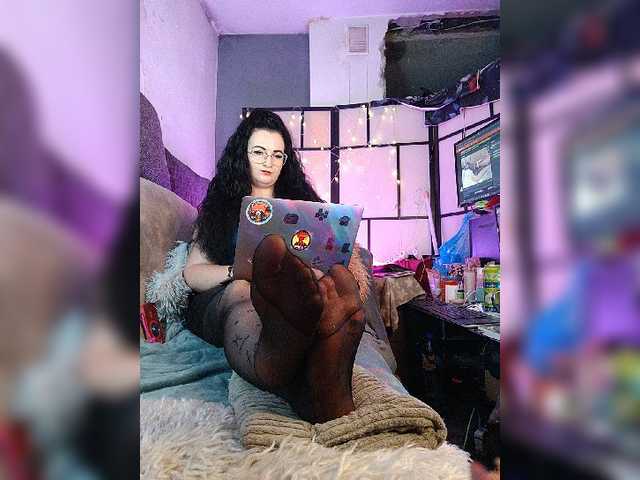 monicaangels live cam on BongaCams