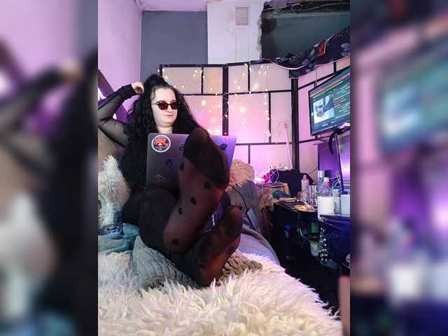 monicaangels live cam on BongaCams