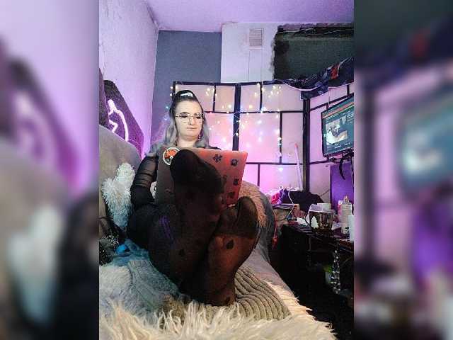 monicaangels live cam on BongaCams