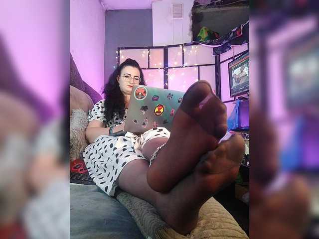 monicaangels live cam on BongaCams