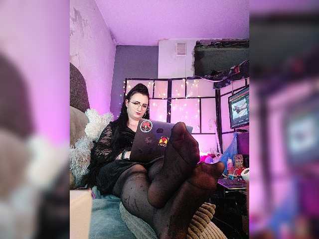 monicaangels live cam on BongaCams