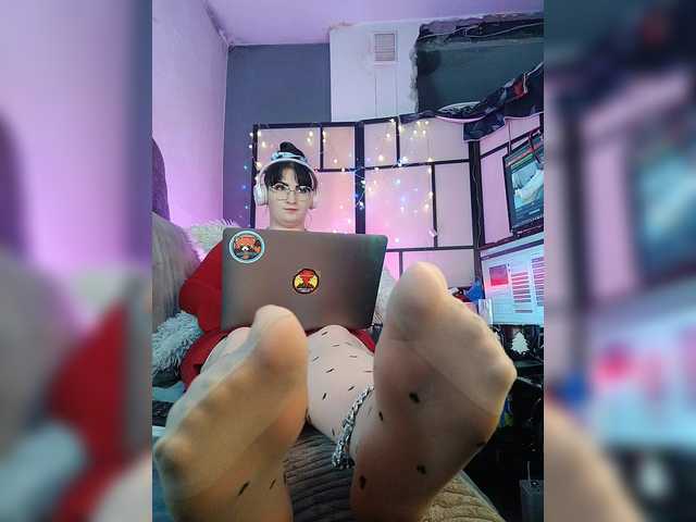 monicaangels live cam on BongaCams