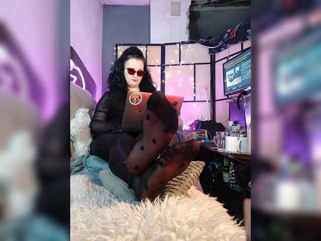 monicaangels live cam on BongaCams