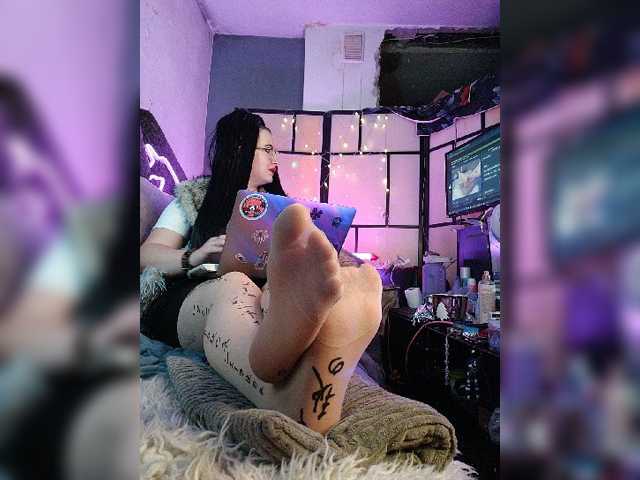 monicaangels live cam on BongaCams