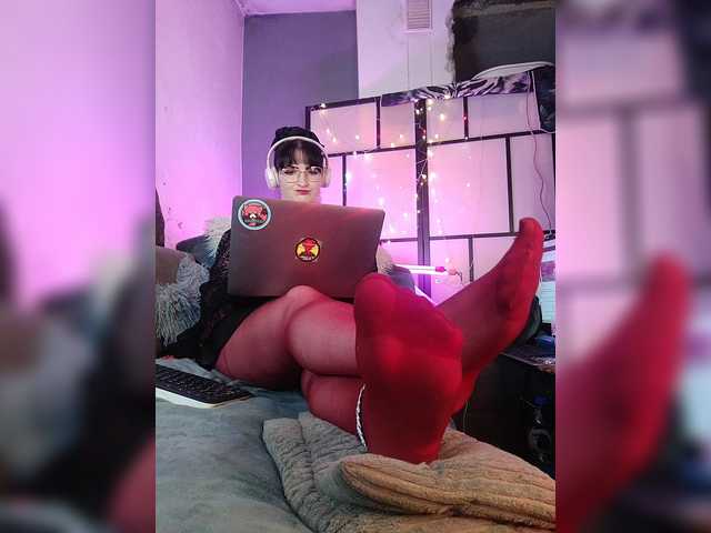 monicaangels live cam on UnifiedCams