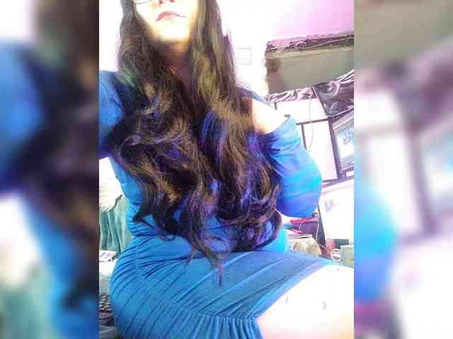 Model: monicaangels