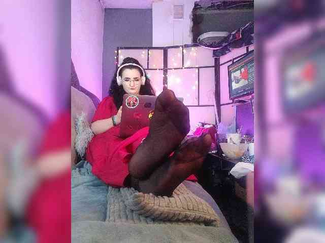 monicaangels's live room