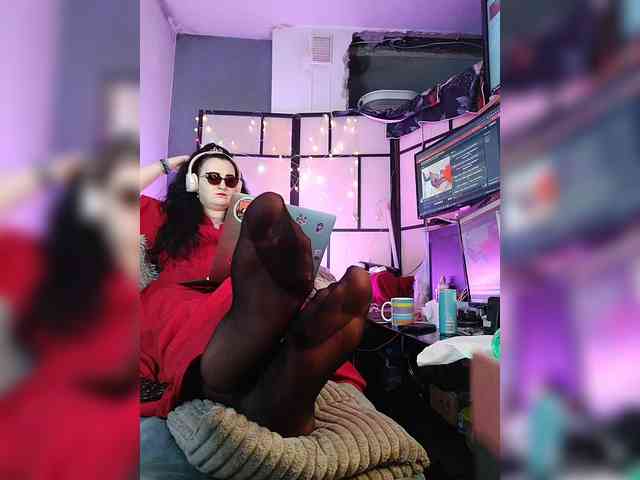 monicaangels's live room