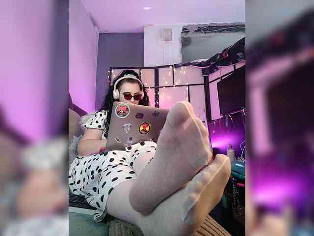 monicaangels Live Webcam on BongaCams