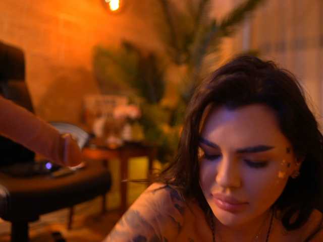 PerfectT33n live cam on BongaCams
