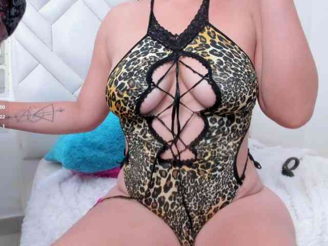 Modelo: mylittlewhore18