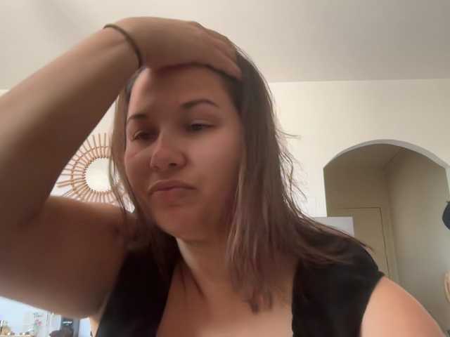 Minettesexy24 live cam on BongaCams