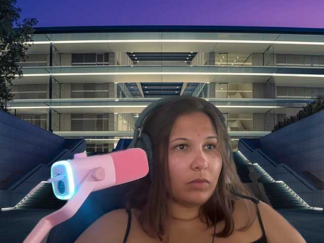 Minettesexy24 live cam on BongaCams